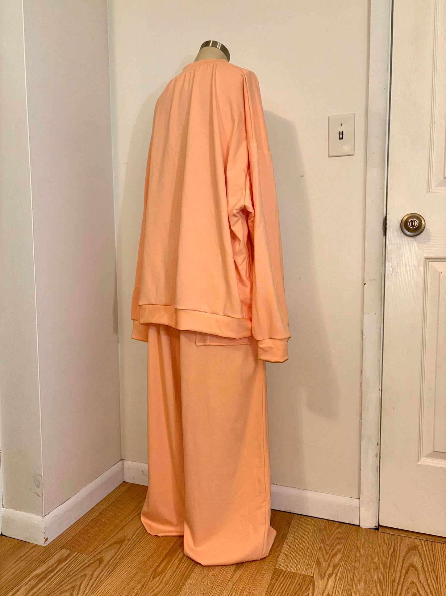 Four Months Coral Oversized Crew